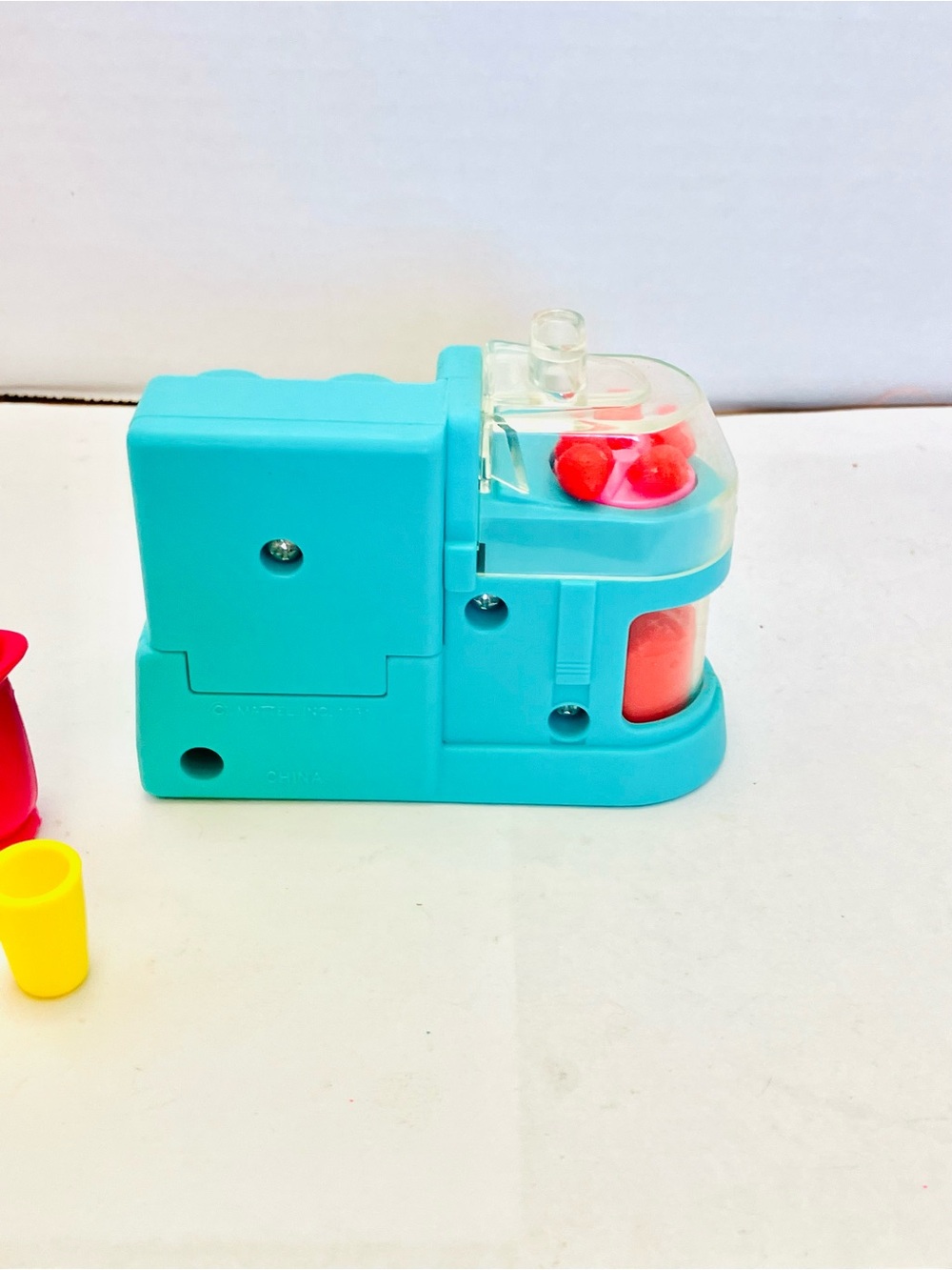 Barbie 1994 Magic Moves Wind Up Juicer Works Has Pitcher & 2 Cups Minor Wear - Picture 6 of 10